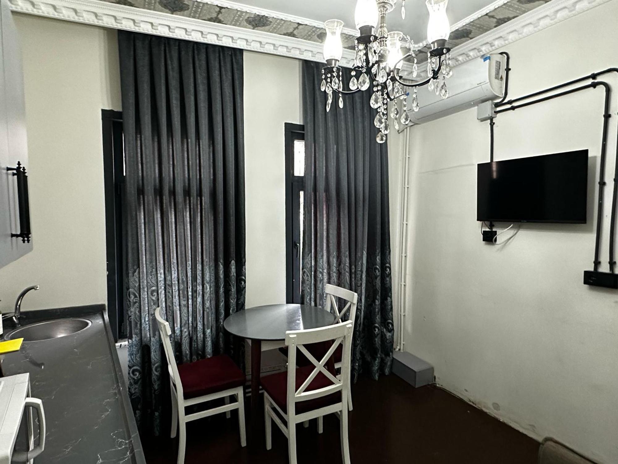 Seven Roses Apart Hotel İstanbul Dış mekan fotoğraf